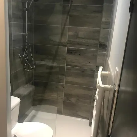 Joli Entièrement Rénové Apartamento *