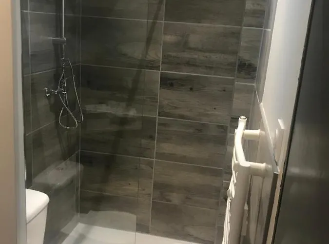 Joli Entièrement Rénové Appartamento *